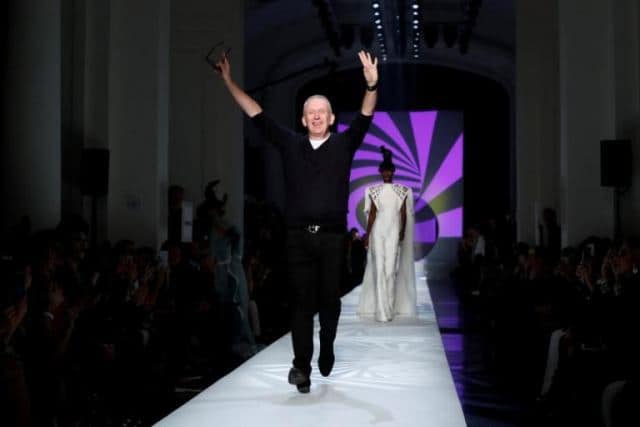 Και ο μεγάλος Γάλλος σχεδιαστής και φίλος της Ελλάδας Ζαν Πωλ Γκωτιέ κατά της φυσικής γούνας/Jean-Paul Gaultier, a famous designer and friend of Greece, goes fur-free